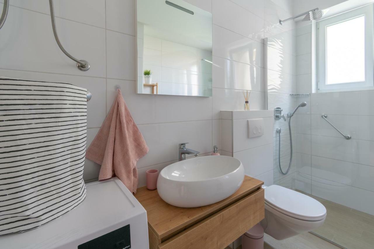 Ferienwohnung Apartman Rhapsody Split Exterior foto