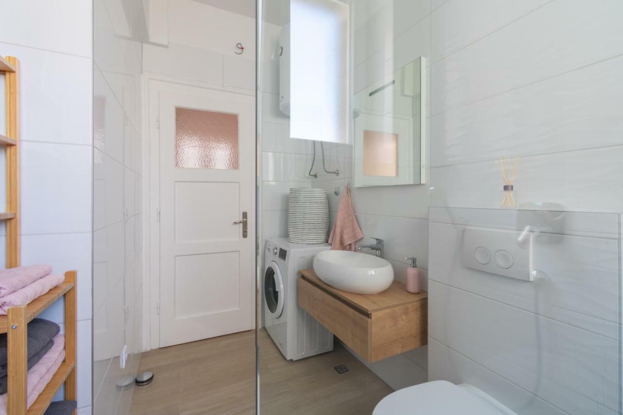 Ferienwohnung Apartman Rhapsody Split Exterior foto