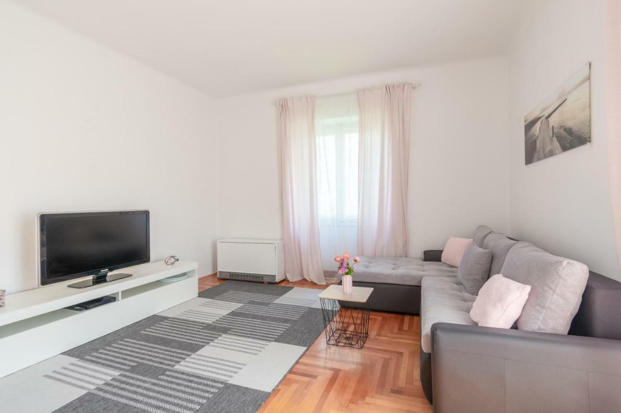 Ferienwohnung Apartman Rhapsody Split Exterior foto