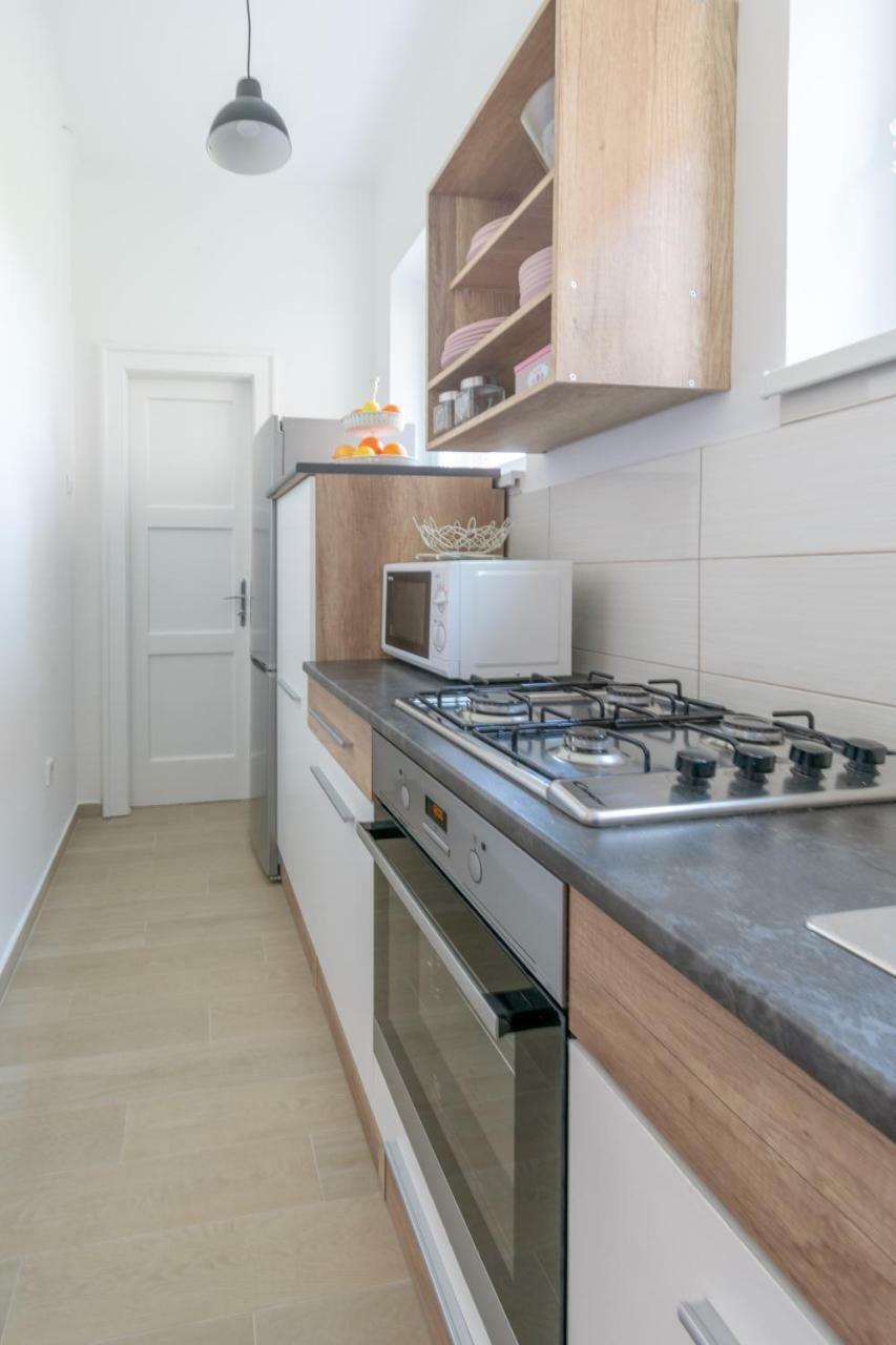 Ferienwohnung Apartman Rhapsody Split Exterior foto