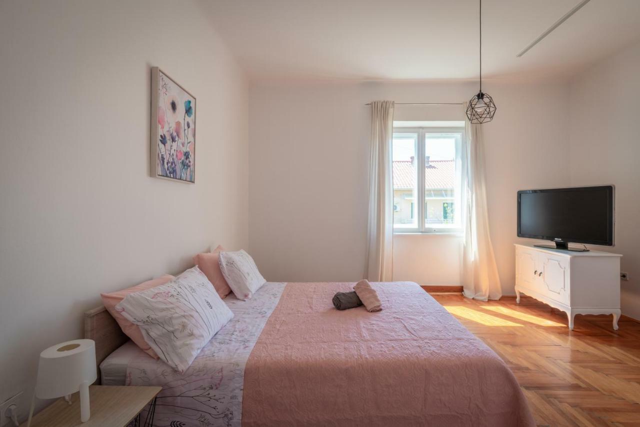 Ferienwohnung Apartman Rhapsody Split Exterior foto
