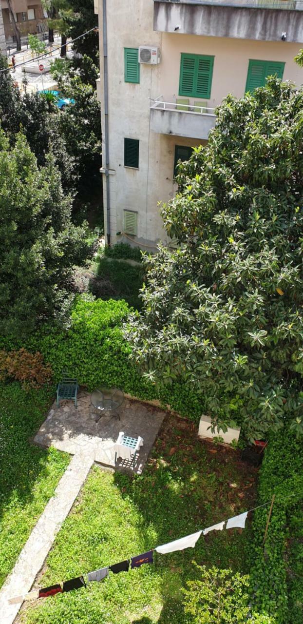 Ferienwohnung Apartman Rhapsody Split Exterior foto